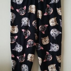 Super Soft Cat Leggings ($2 w/bundle